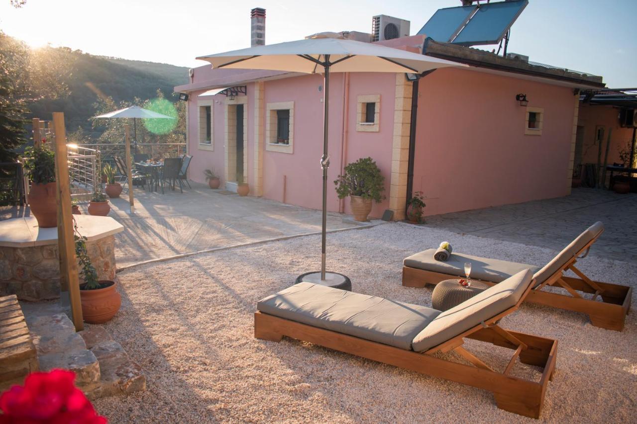 House Of Harmony Holiday home Kamisiana